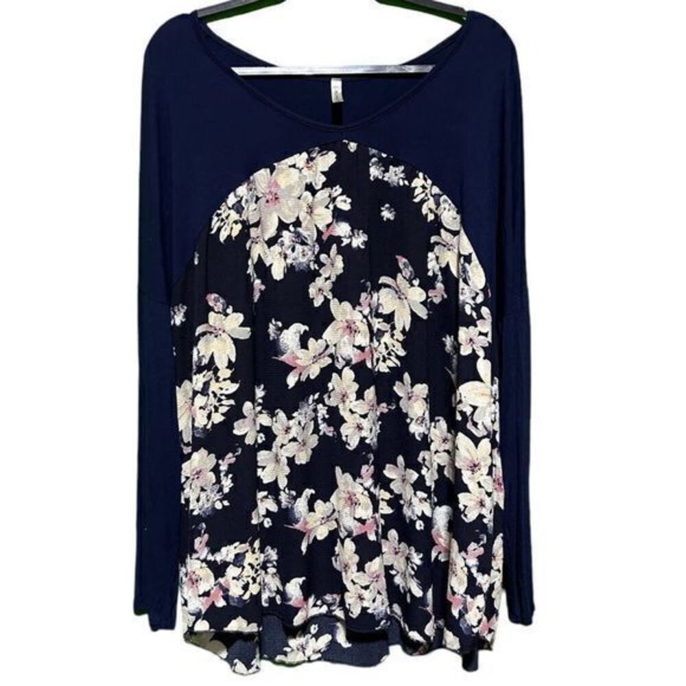 Acting Pro Women's Long Sleeve‎ Floral Top Size 3XL Navy Blue